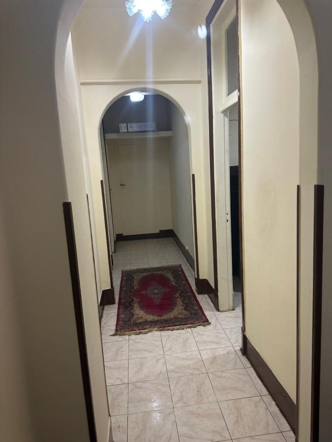 Beautiful Apartment In The Heart Of Cairo Exterior photo