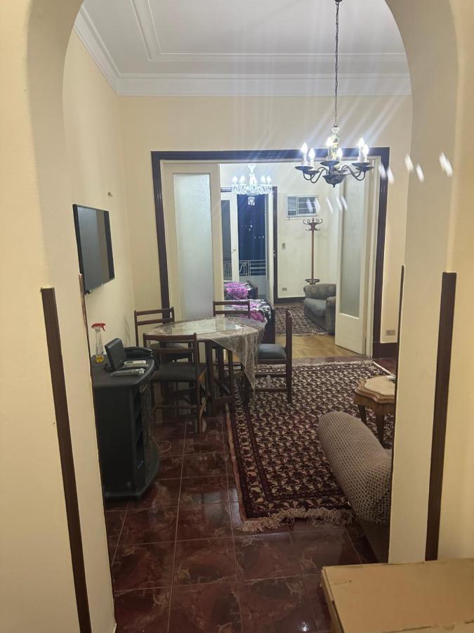 Beautiful Apartment In The Heart Of Cairo Exterior photo